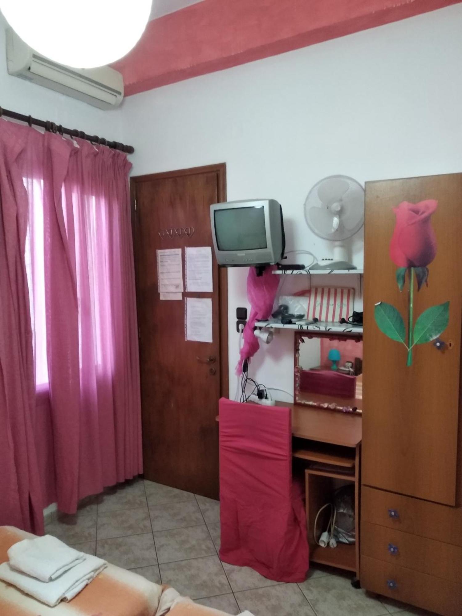 Simple And Special Διαμέρισμα Ερμούπολη Εξωτερικό φωτογραφία